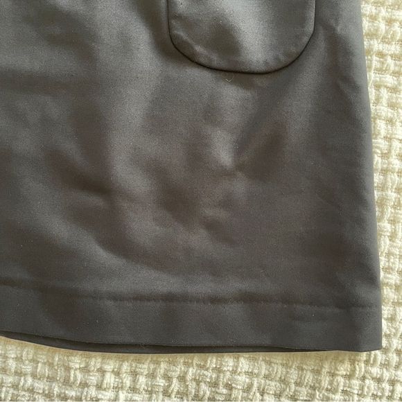 Notsold Black H&M mini skirt with front pockets - Picture 3 of 7